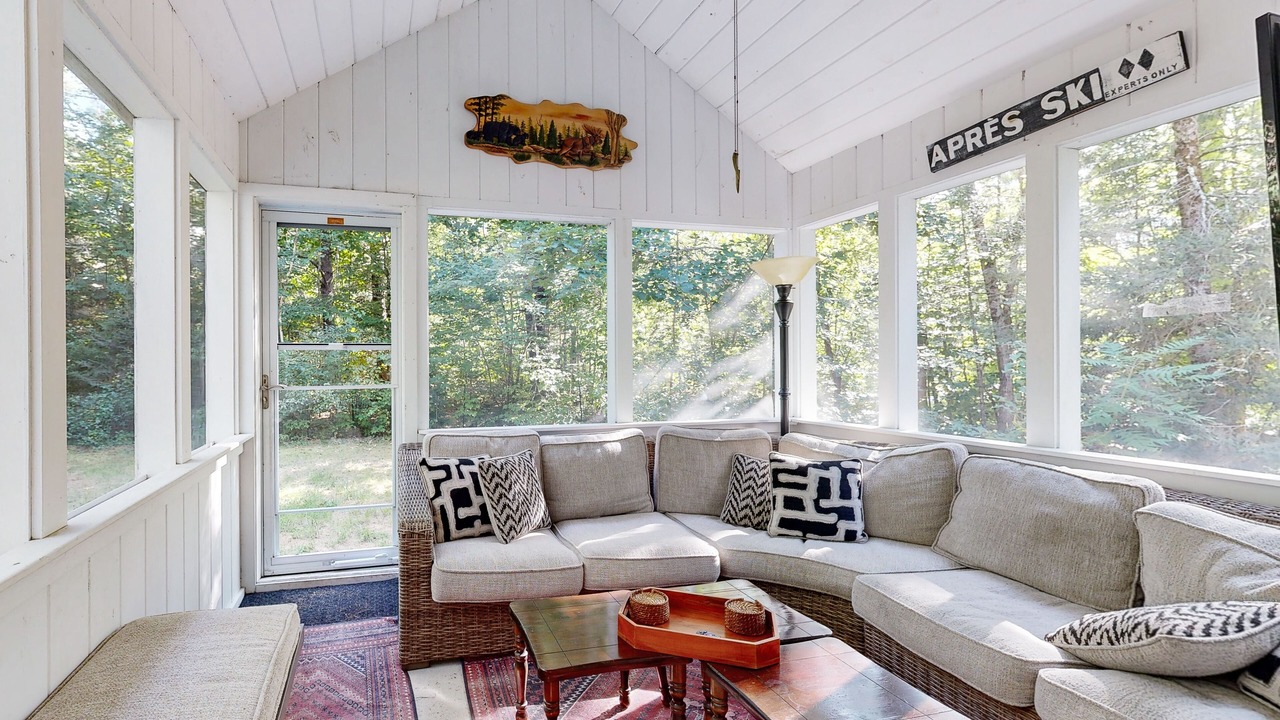 Photo of Livingroom in Birch Hill