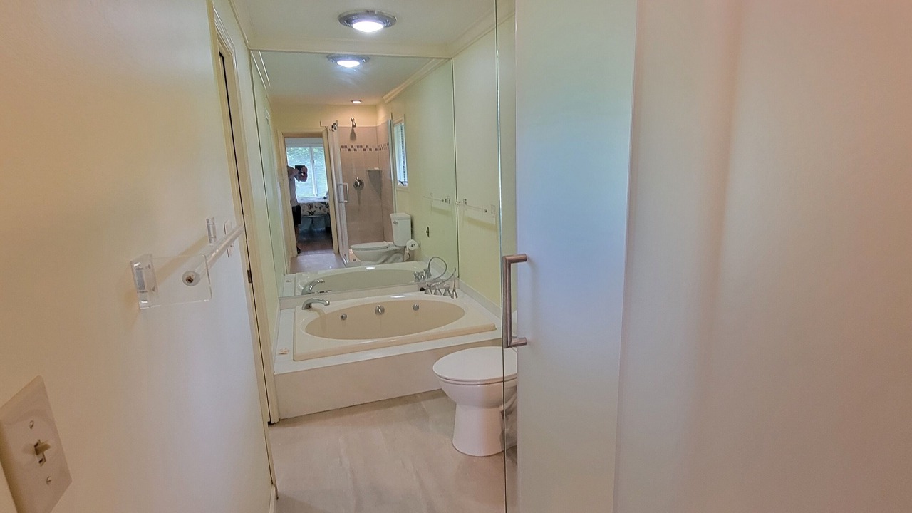 Photo of Bathroom in Nimitz