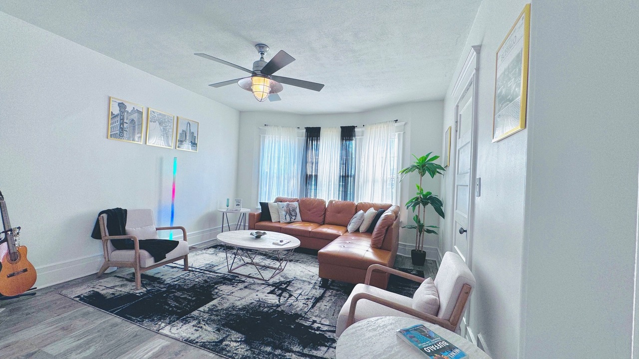 Photo of Livingroom in North Buffalo