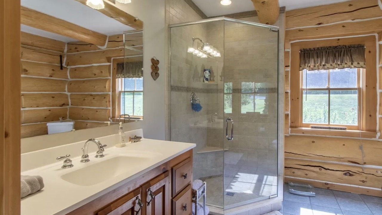 Photo of Bathroom in Barton