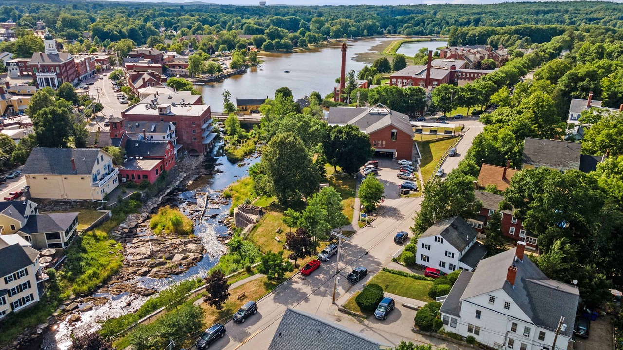 Photo of Outdoor in Exeter