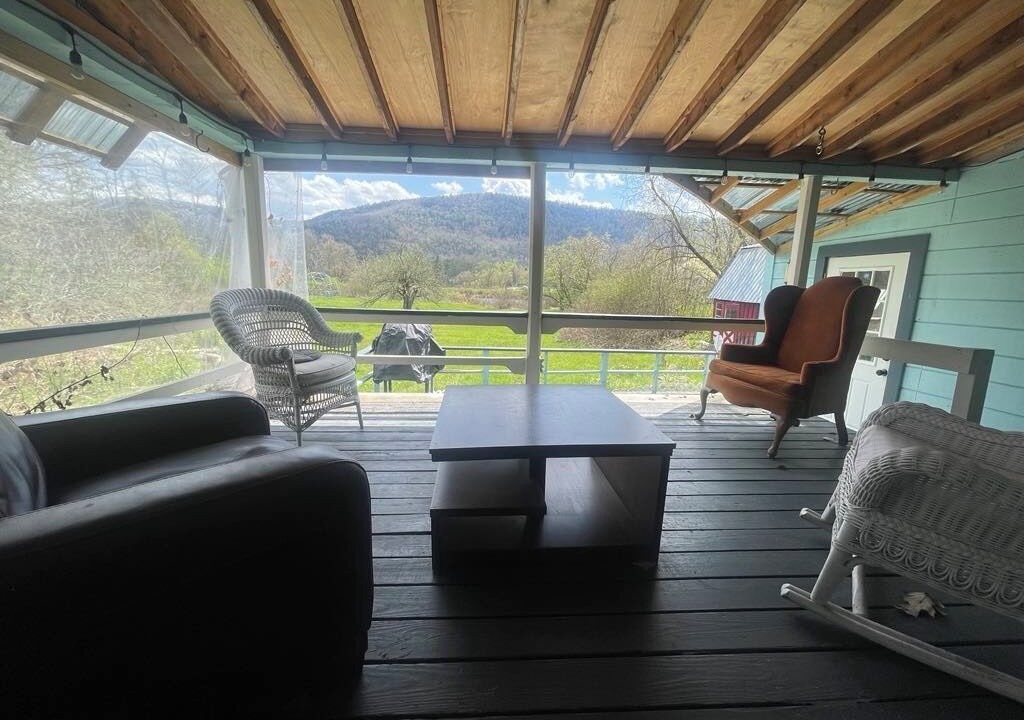 Photo of Patio Balcony in Downsville
