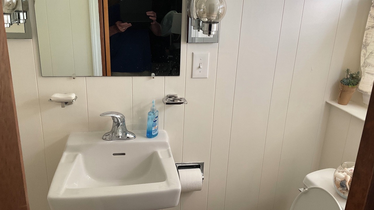 Photo of Bathroom in Old Saybrook