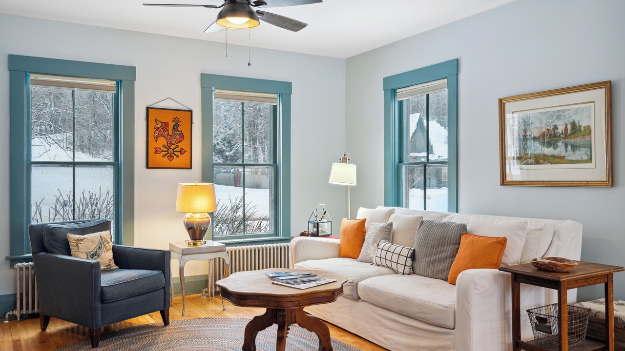 Photo of Livingroom in Bridgewater
