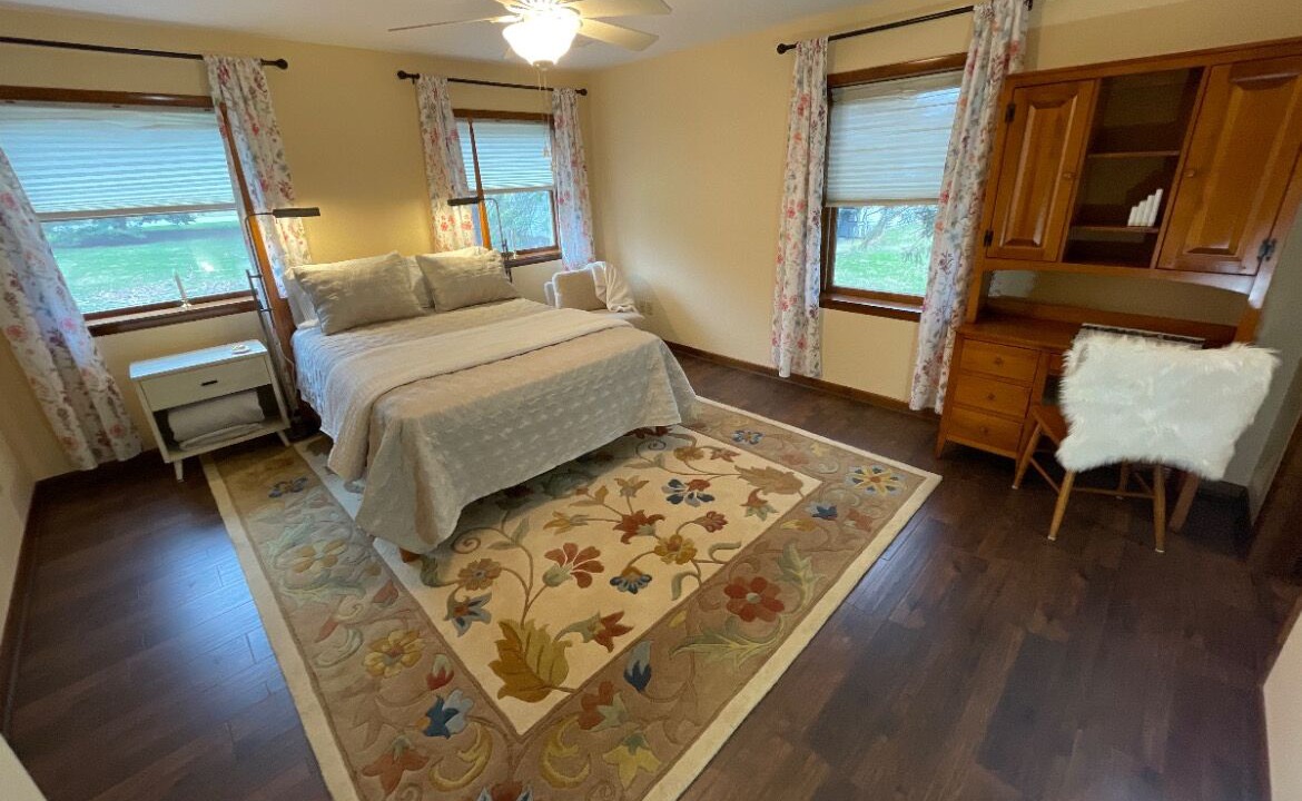 Photo of Bedroom in Orchard Park