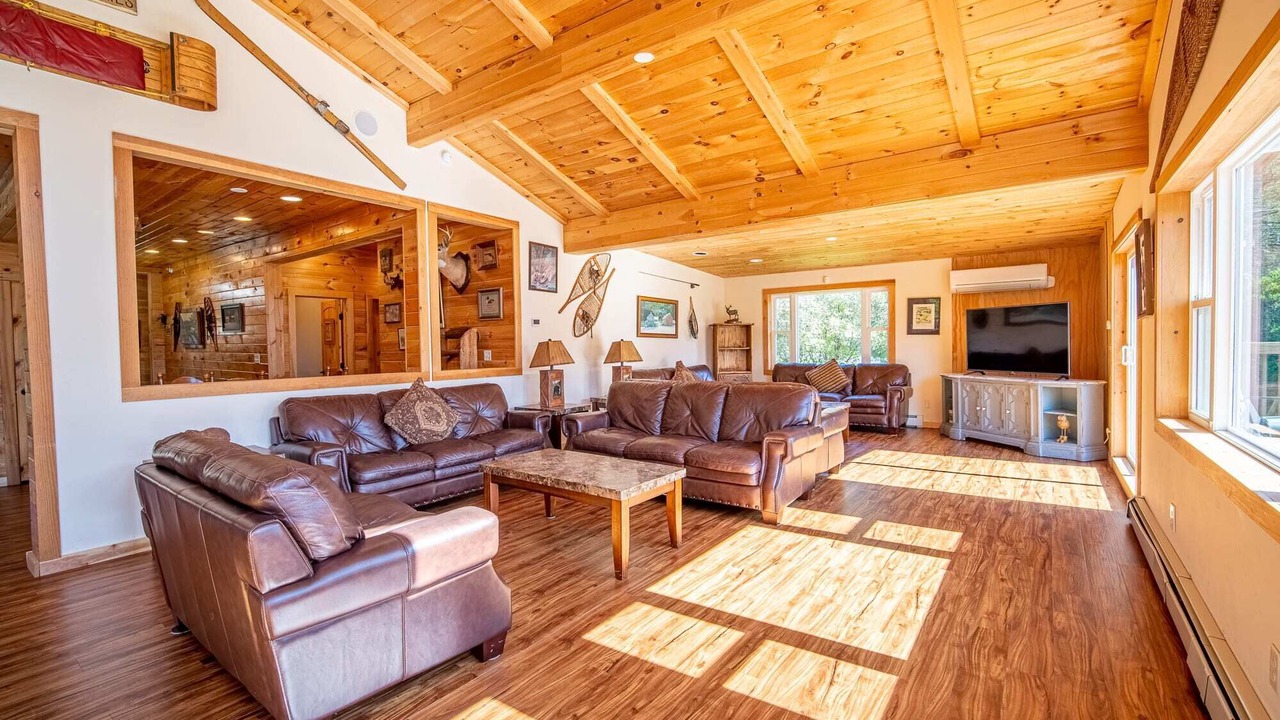 Photo of Livingroom in Tannersville