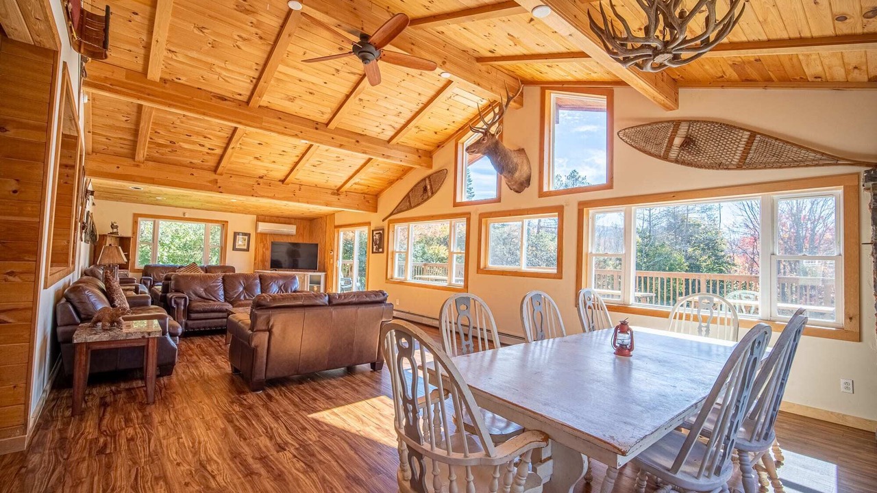 Photo of Livingroom in Tannersville