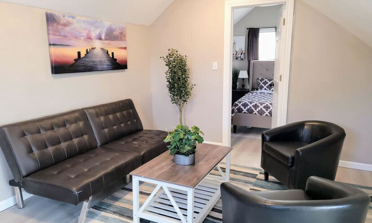 Photo of Livingroom in Cheektowaga