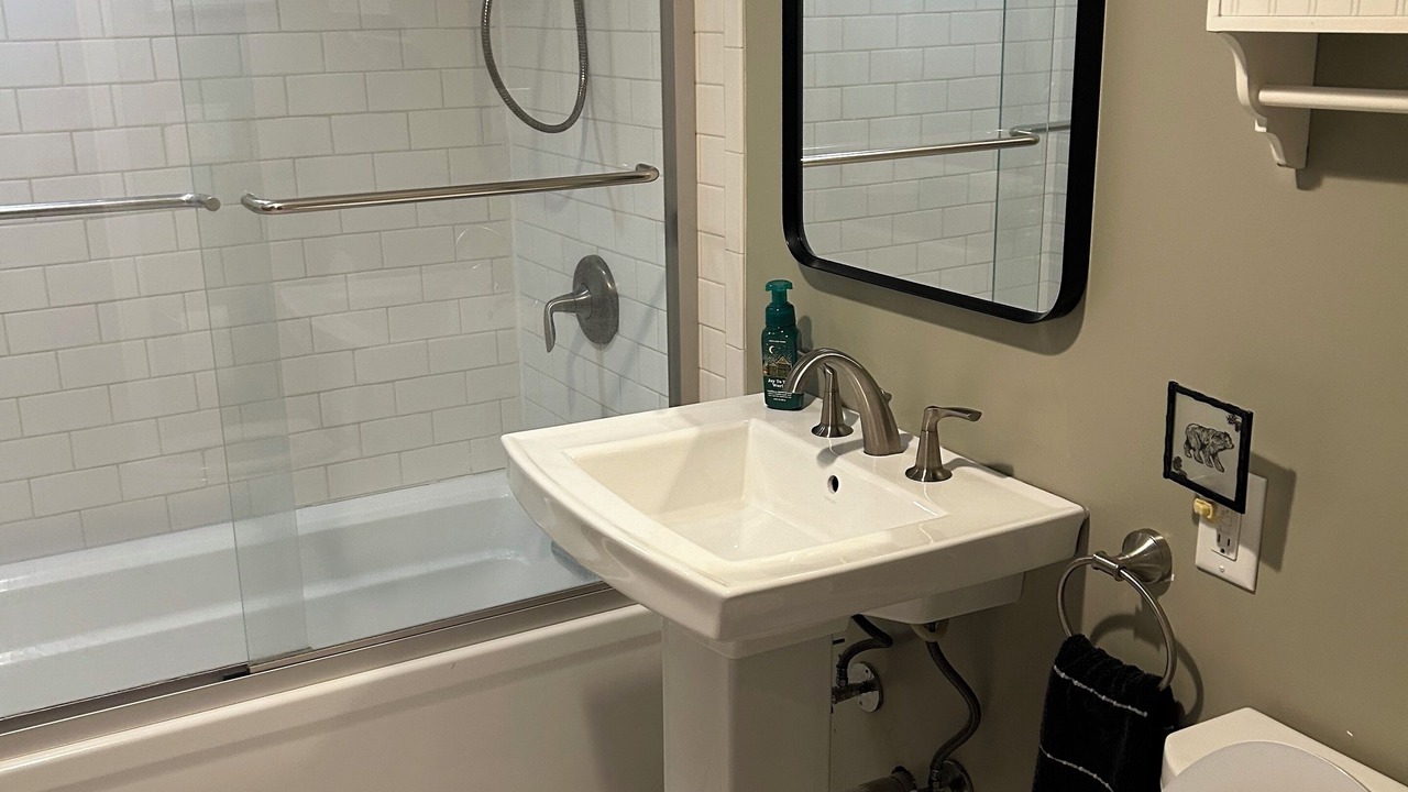 Photo of Bathroom in Speculator