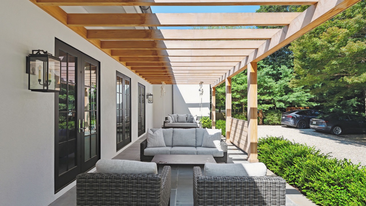 Photo of Patio Balcony in North Haven
