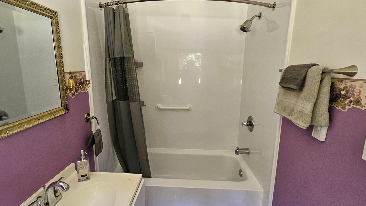 Photo of Bathroom in Talcott