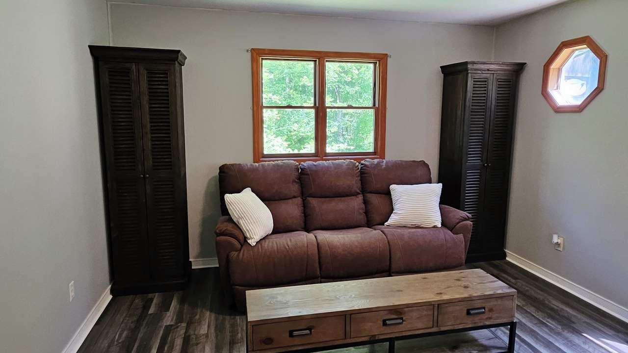Photo of Livingroom in Talcott