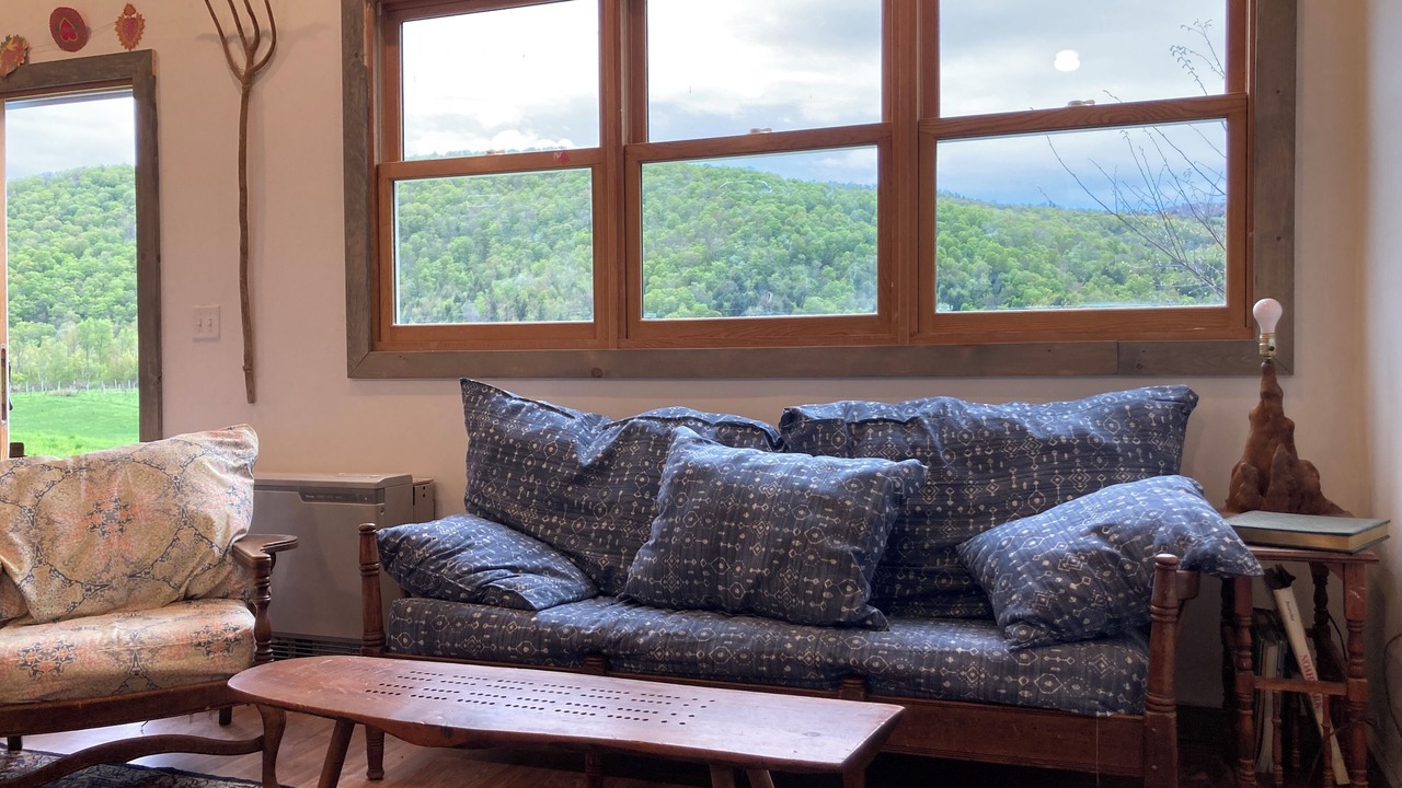 Photo of Livingroom in Huntington