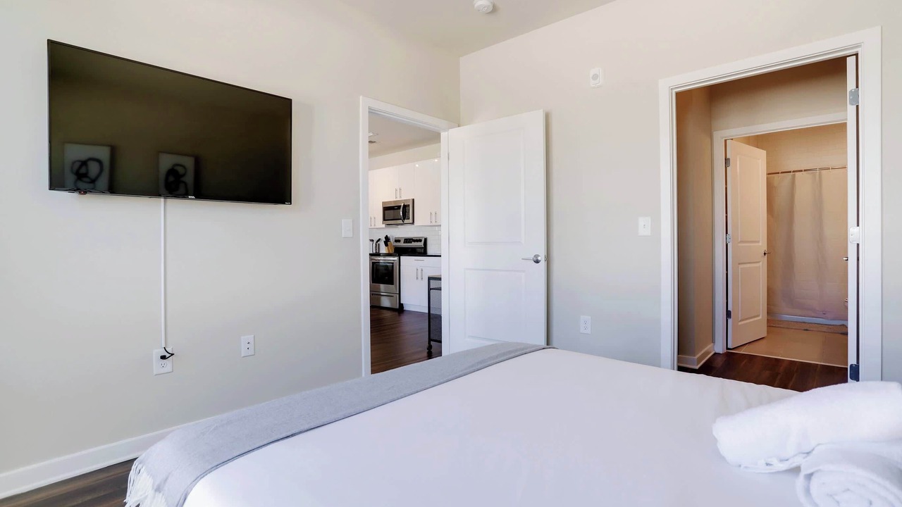 Photo of Bedroom in Jefferson Manor
