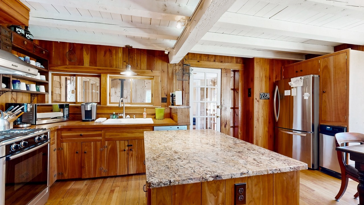 Photo of Kitchen in Lyndon Center