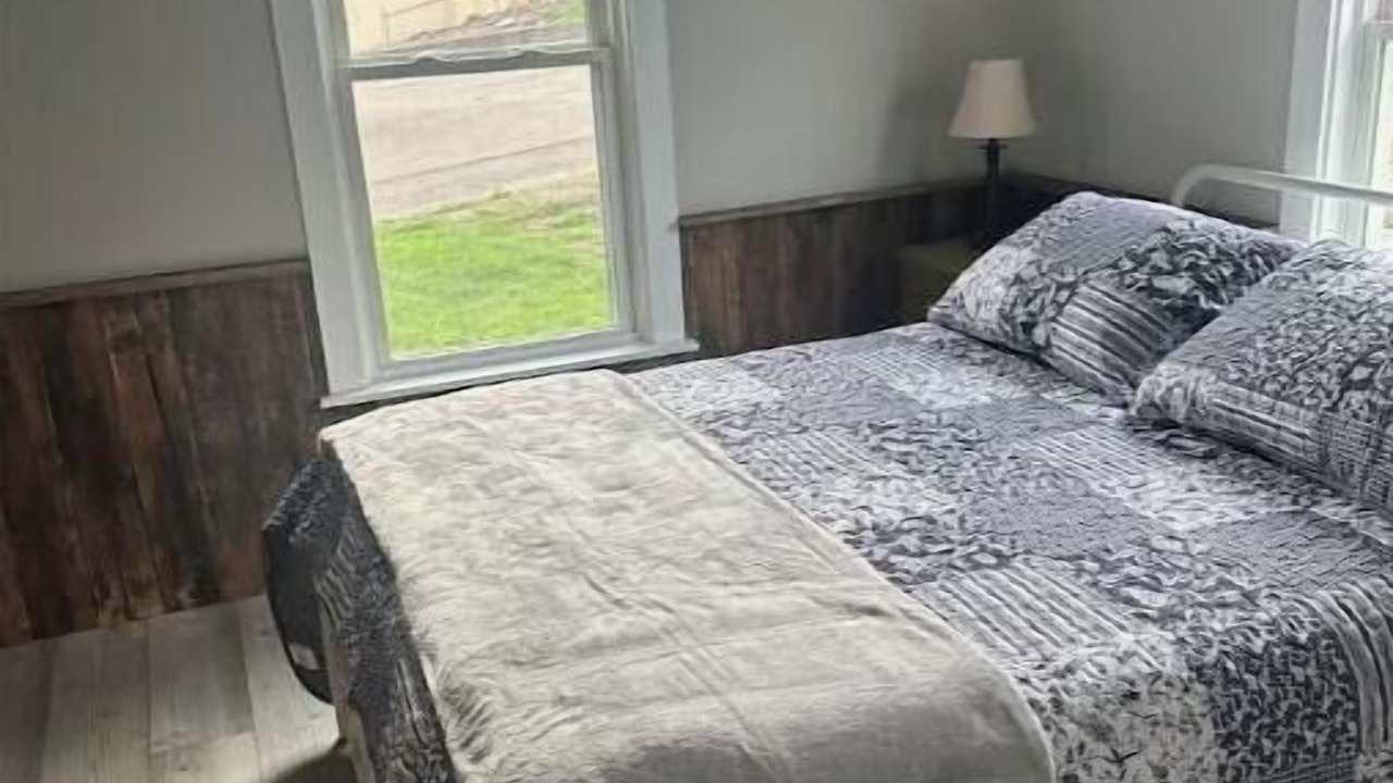 Photo of Bedroom in Gallipolis Ferry