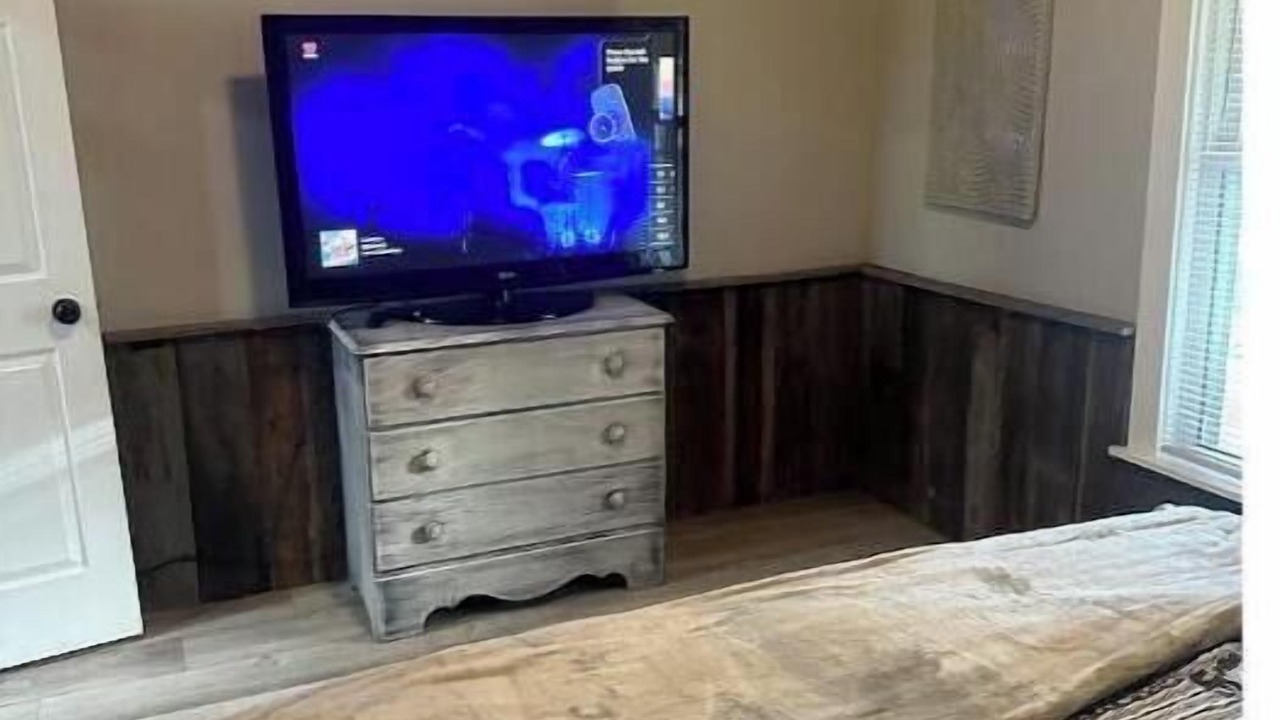Photo of Bedroom in Gallipolis Ferry