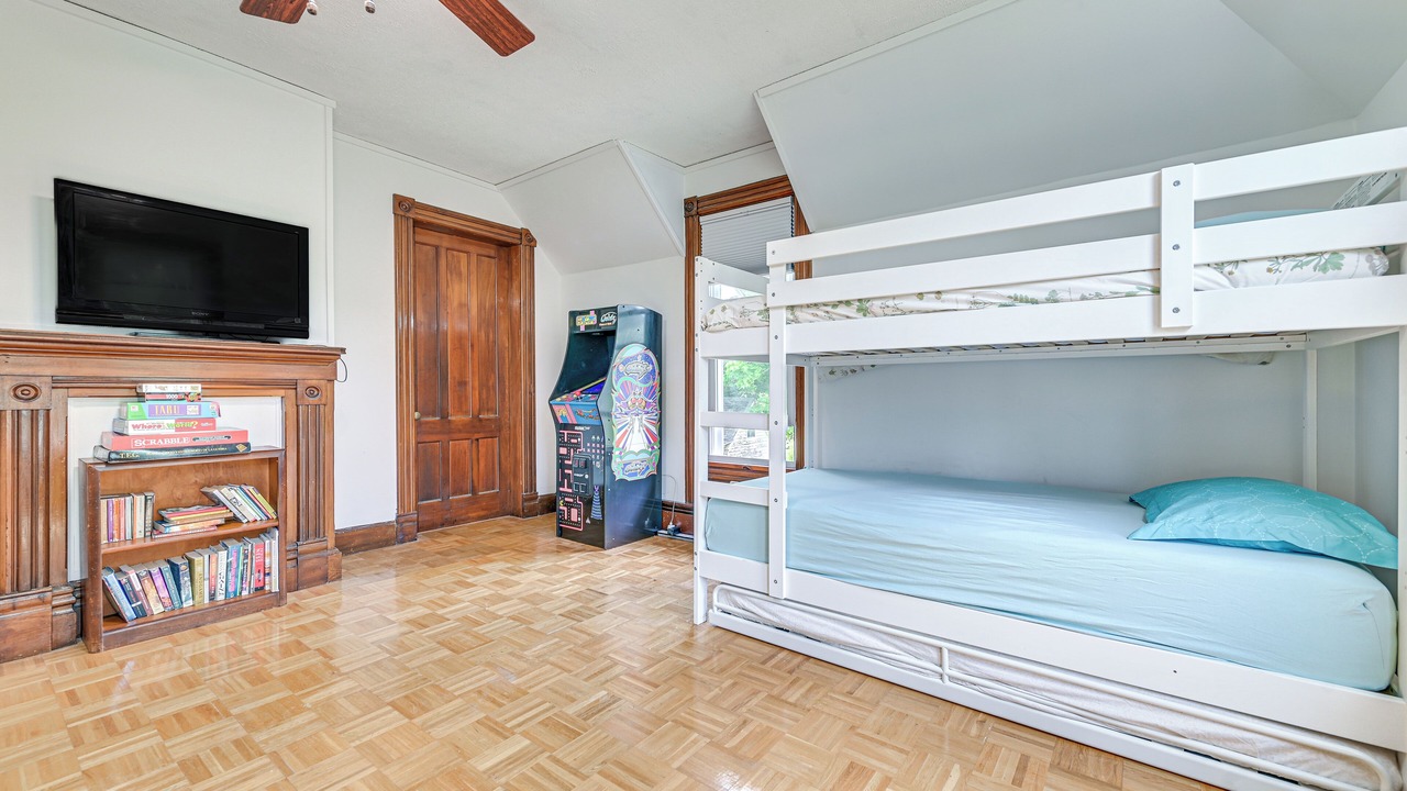 Photo of Bedroom in Middleburgh