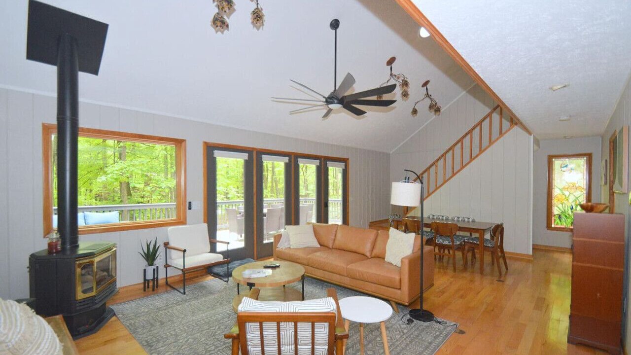 Photo of Bedroom in Berkeley Springs