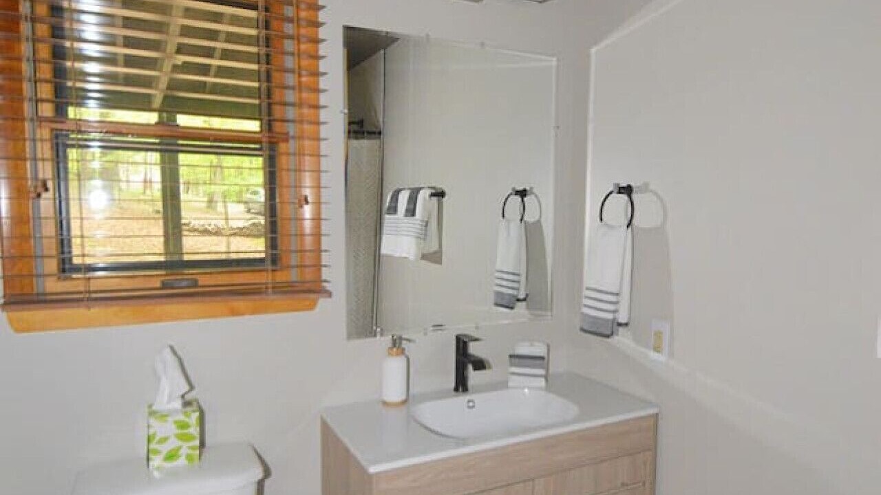 Photo of Bathroom in Berkeley Springs