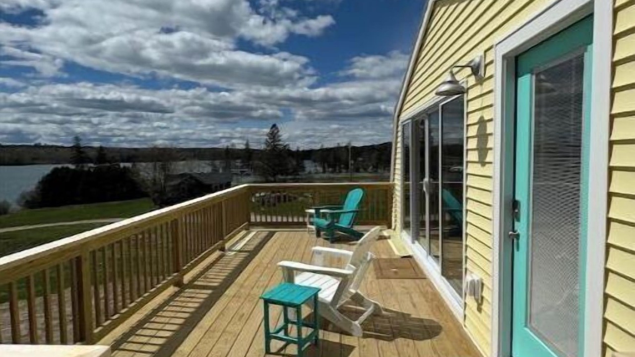 Photo of Patio Balcony in East Sullivan