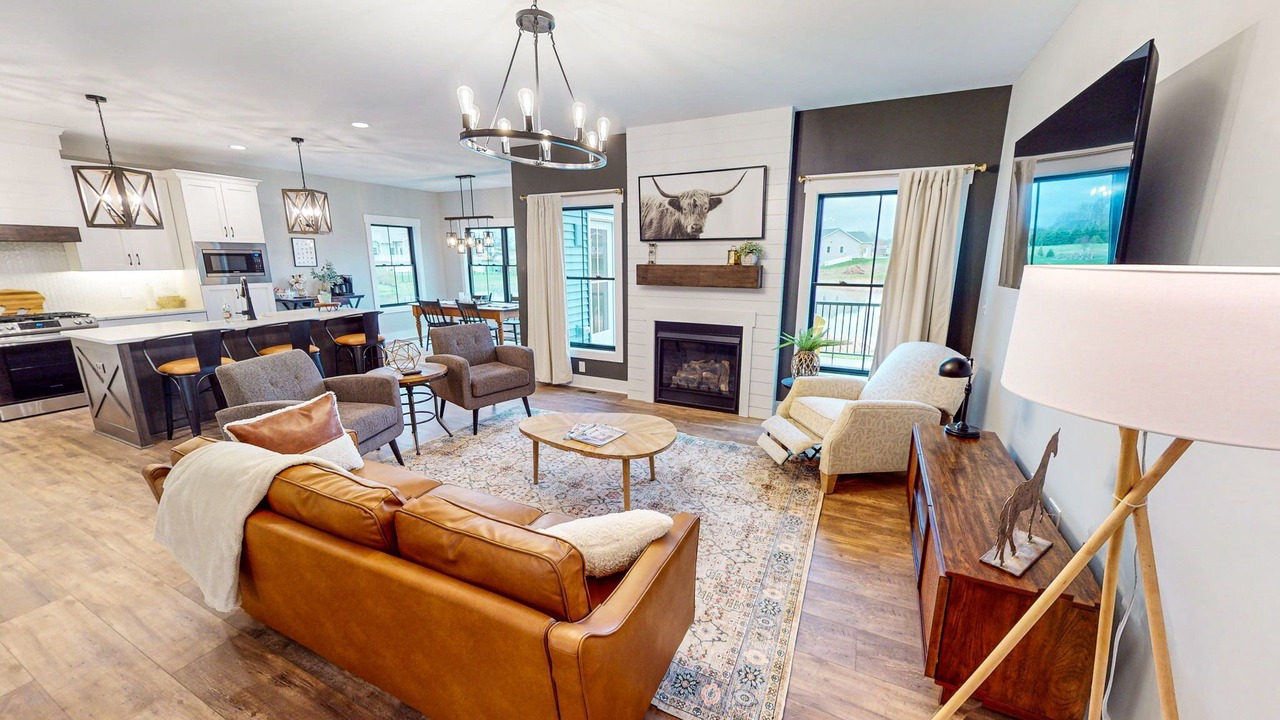 Photo of Livingroom in Akron