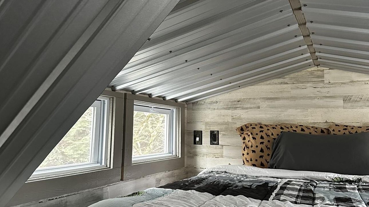 Photo of Bedroom in Parksville