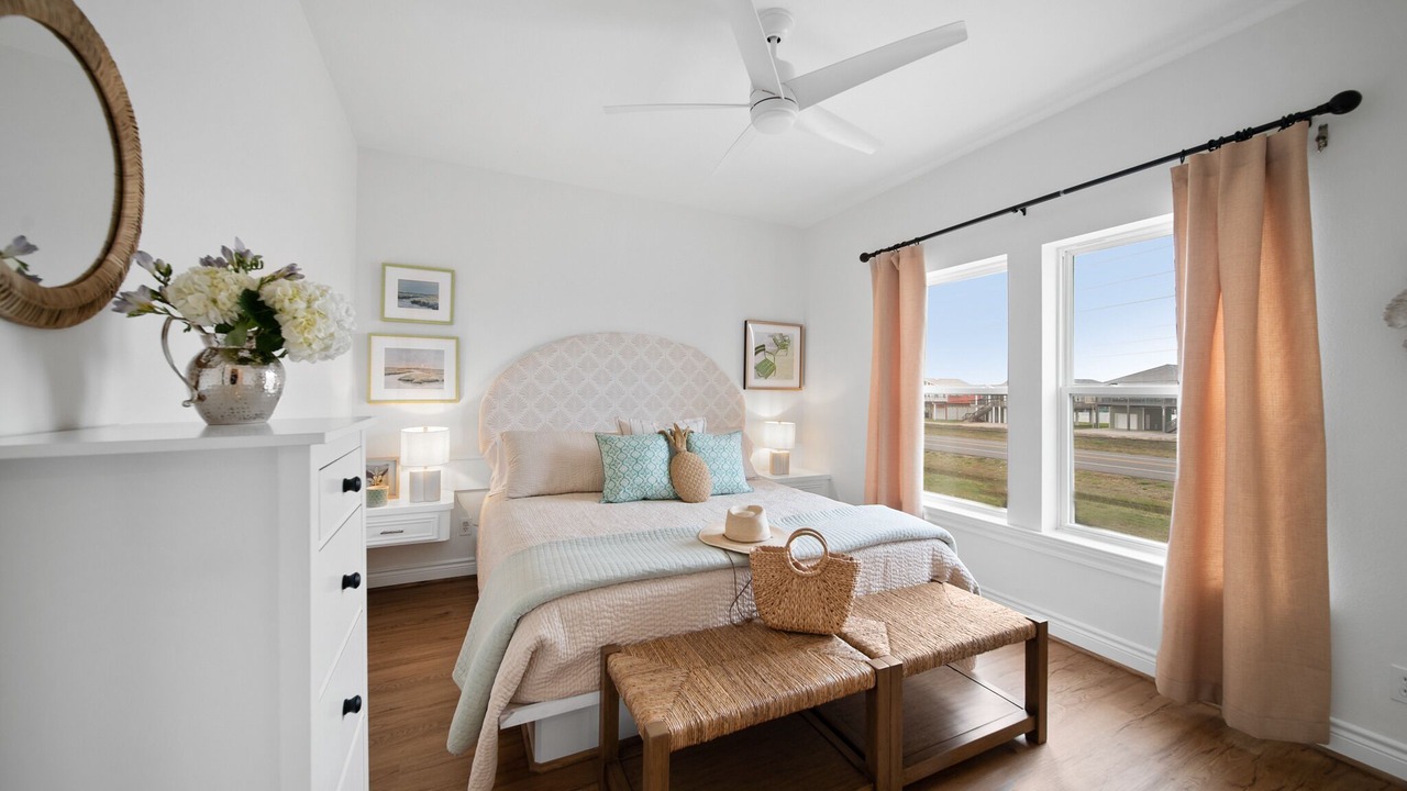 Photo of Bedroom in Terramar Beach