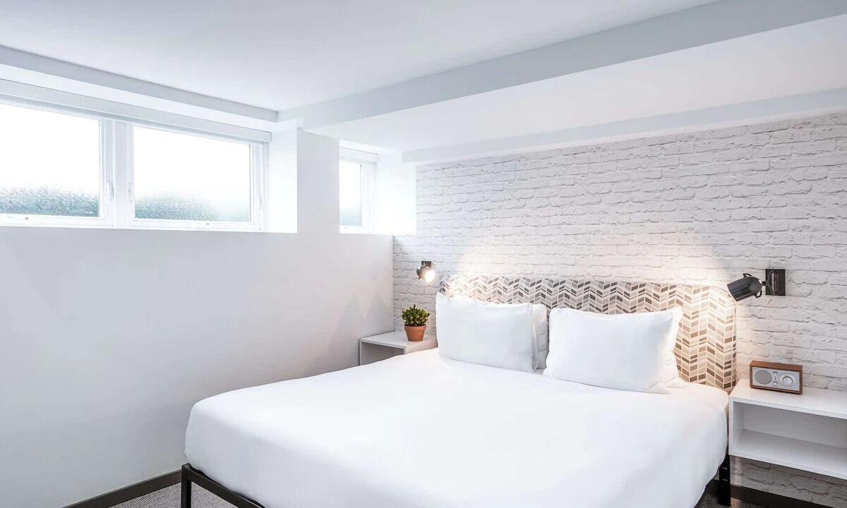 Photo of Bedroom in Foggy Bottom