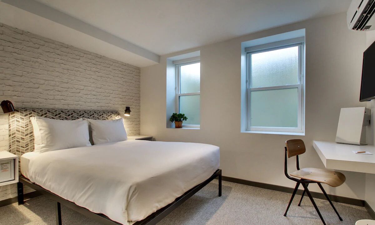 Photo of Bedroom in Foggy Bottom