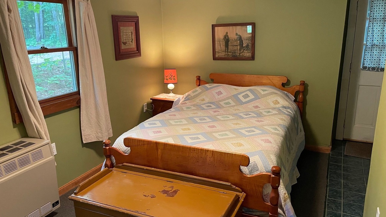 Photo of Bedroom in Canaan