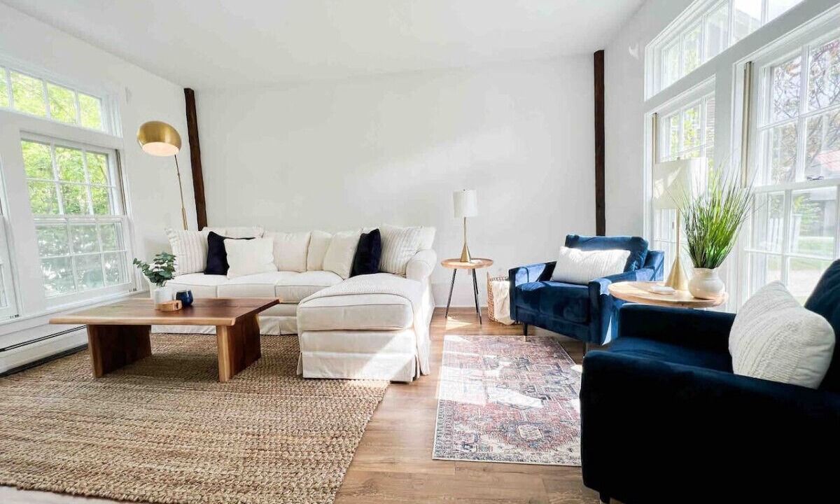 Photo of Livingroom in Bridgewater