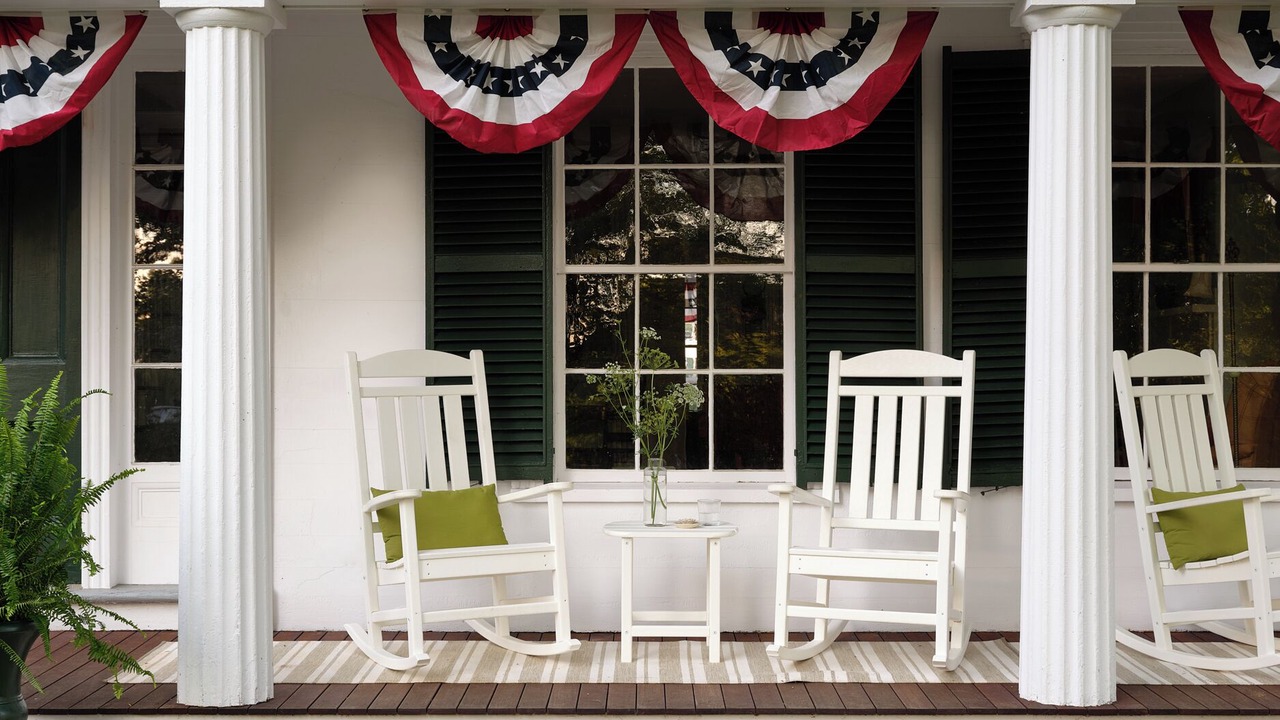 Photo of Patio Balcony in Center Lovell