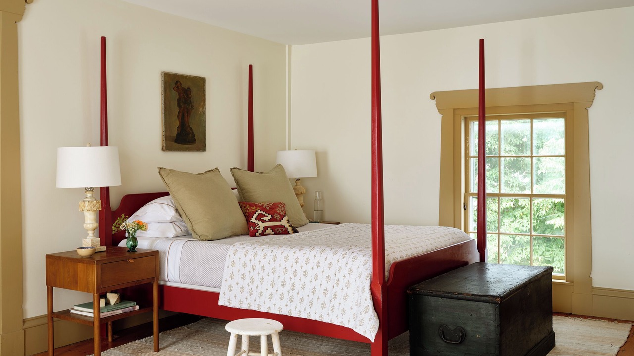 Photo of Bedroom in Center Lovell
