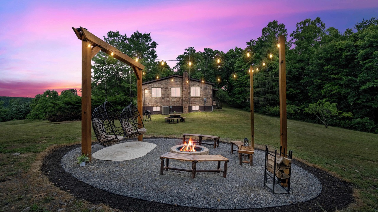 Photo of Outdoor in Oak Hill
