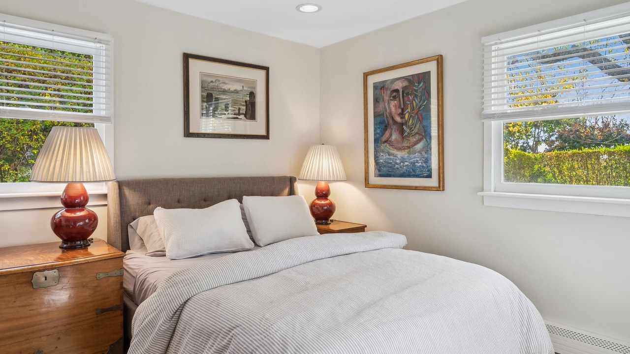 Photo of Bedroom in Amagansett North