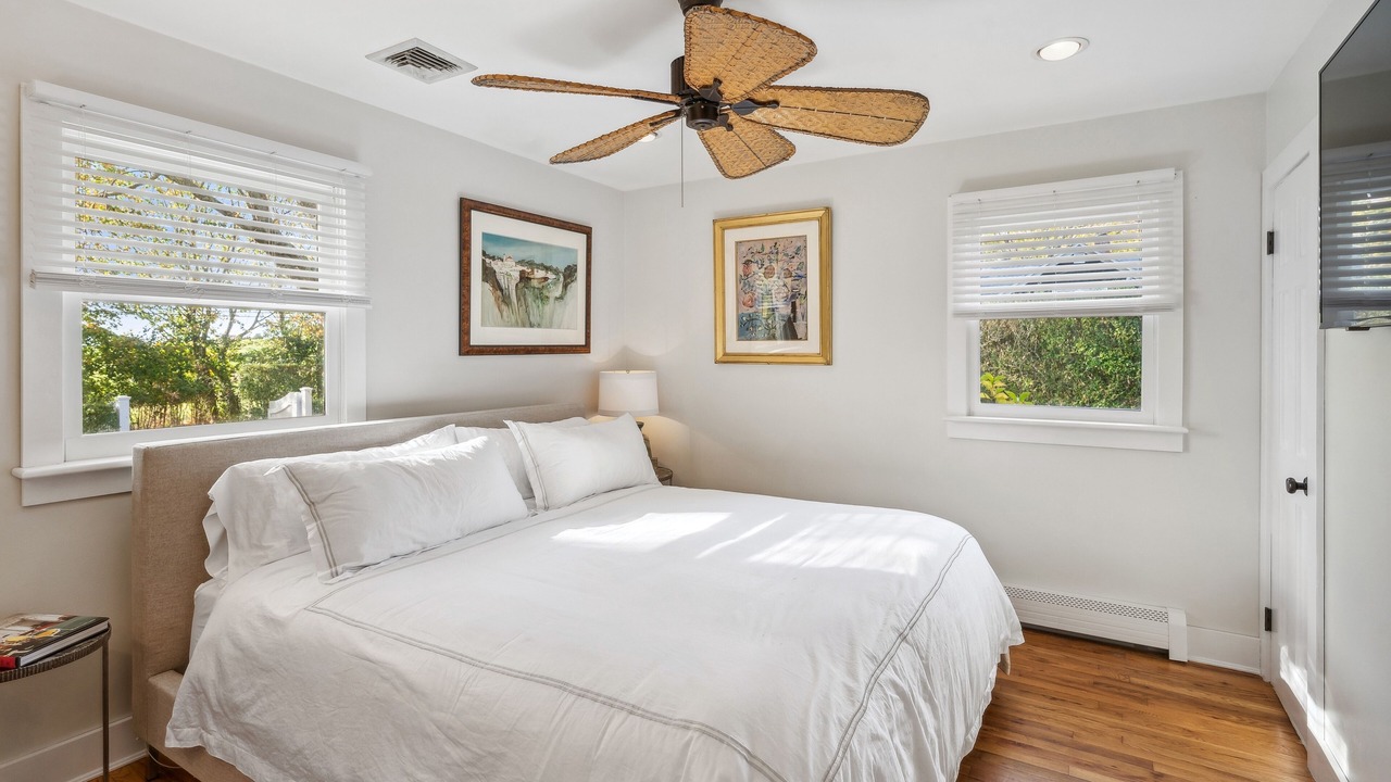 Photo of Bedroom in Amagansett North