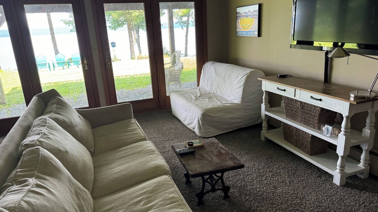 Photo of Livingroom in Ovid