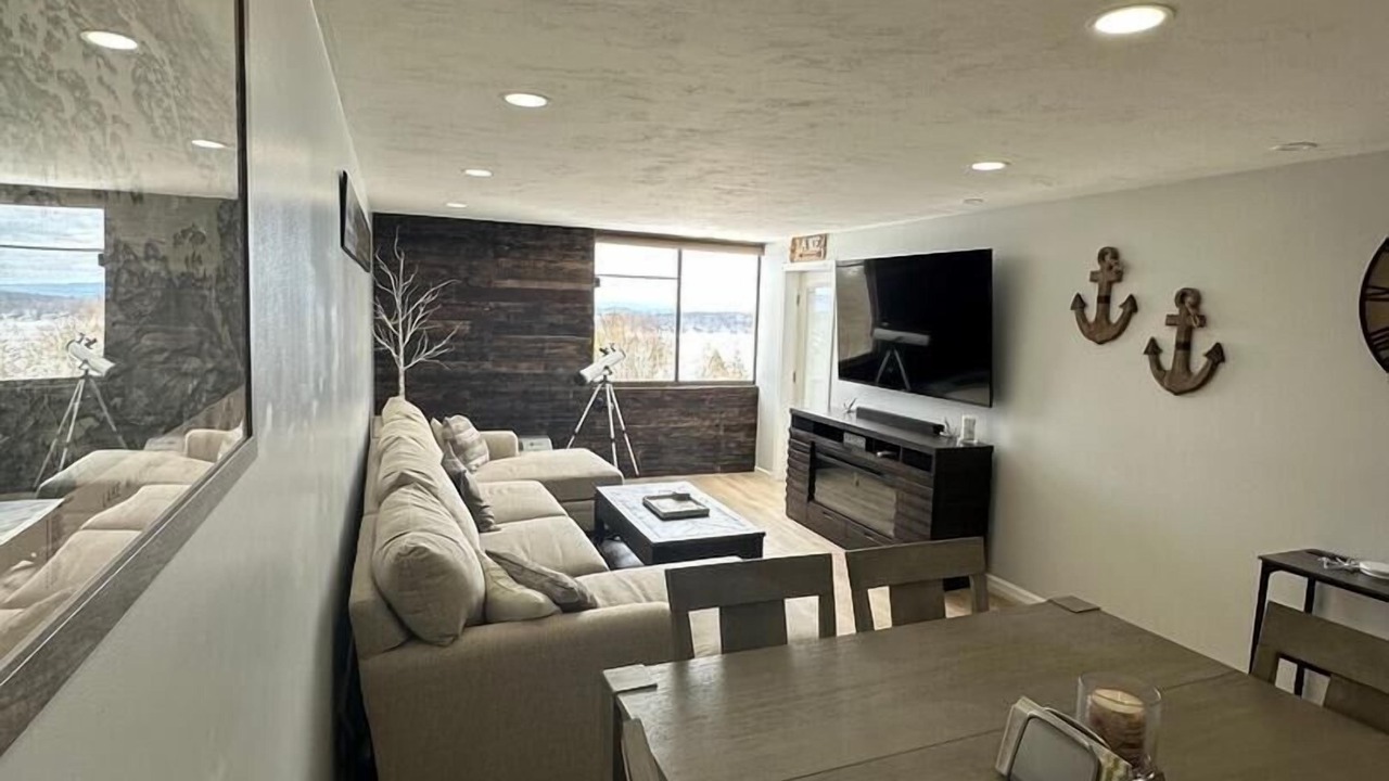Photo of Bedroom in Weirs Beach