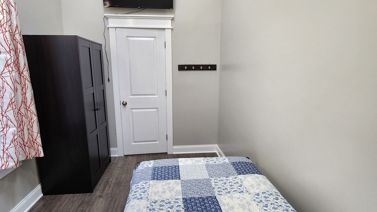 Photo of Bedroom in Town Bank