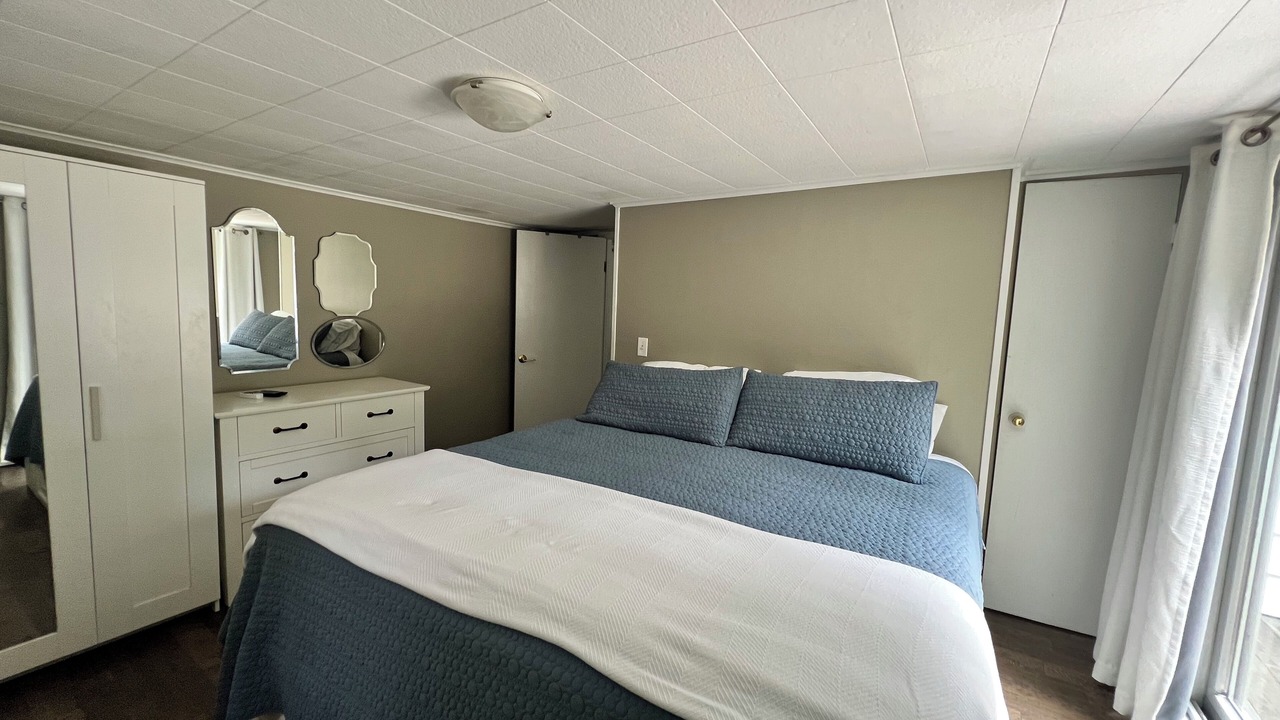 Photo of Bedroom in Newfield