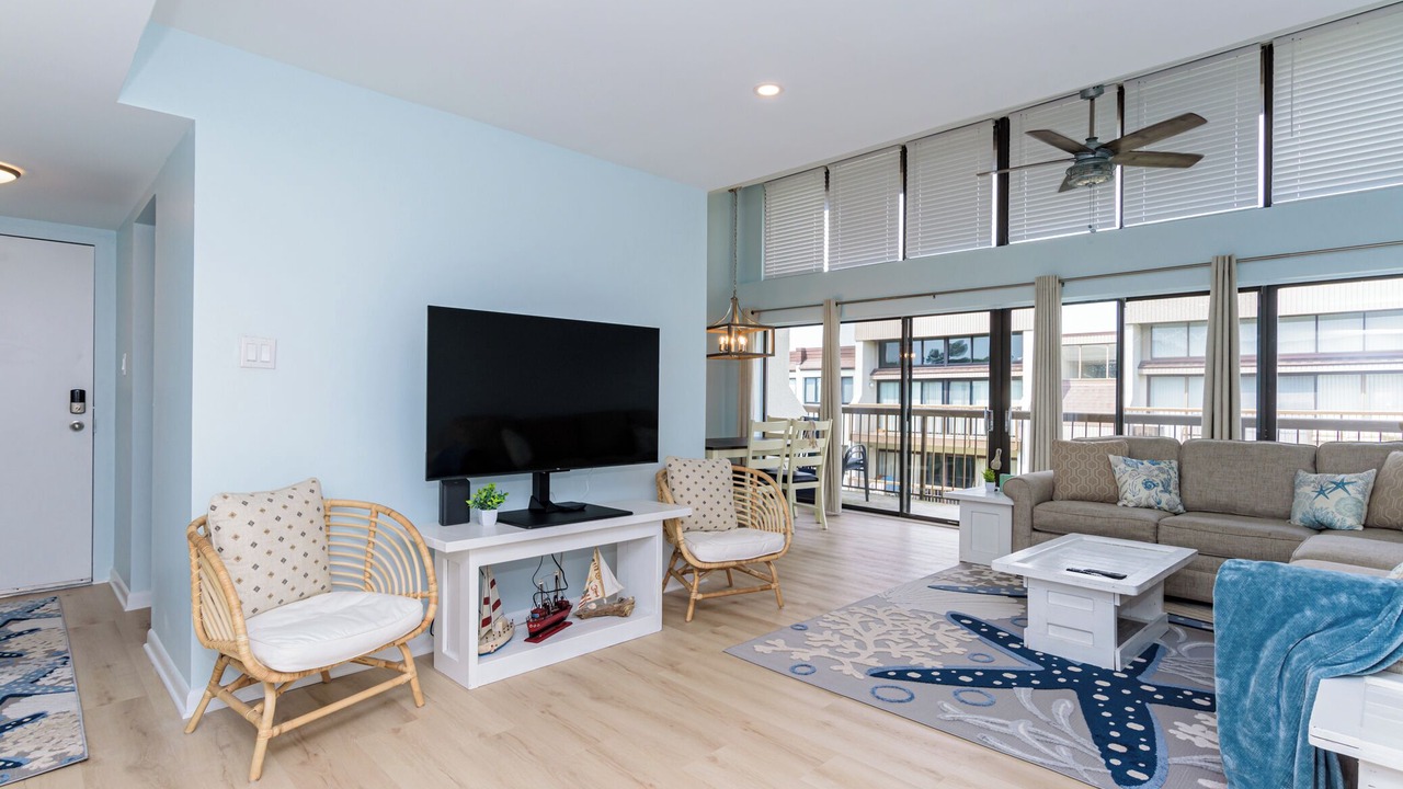 Photo of Livingroom in Caine Woods