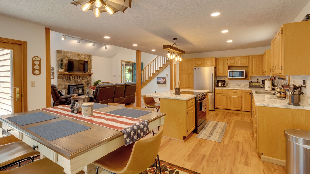 Photo of Kitchen in Alpine Lake
