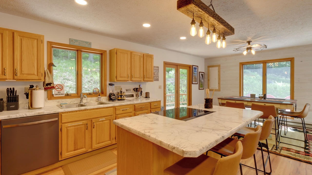 Photo of Kitchen in Alpine Lake