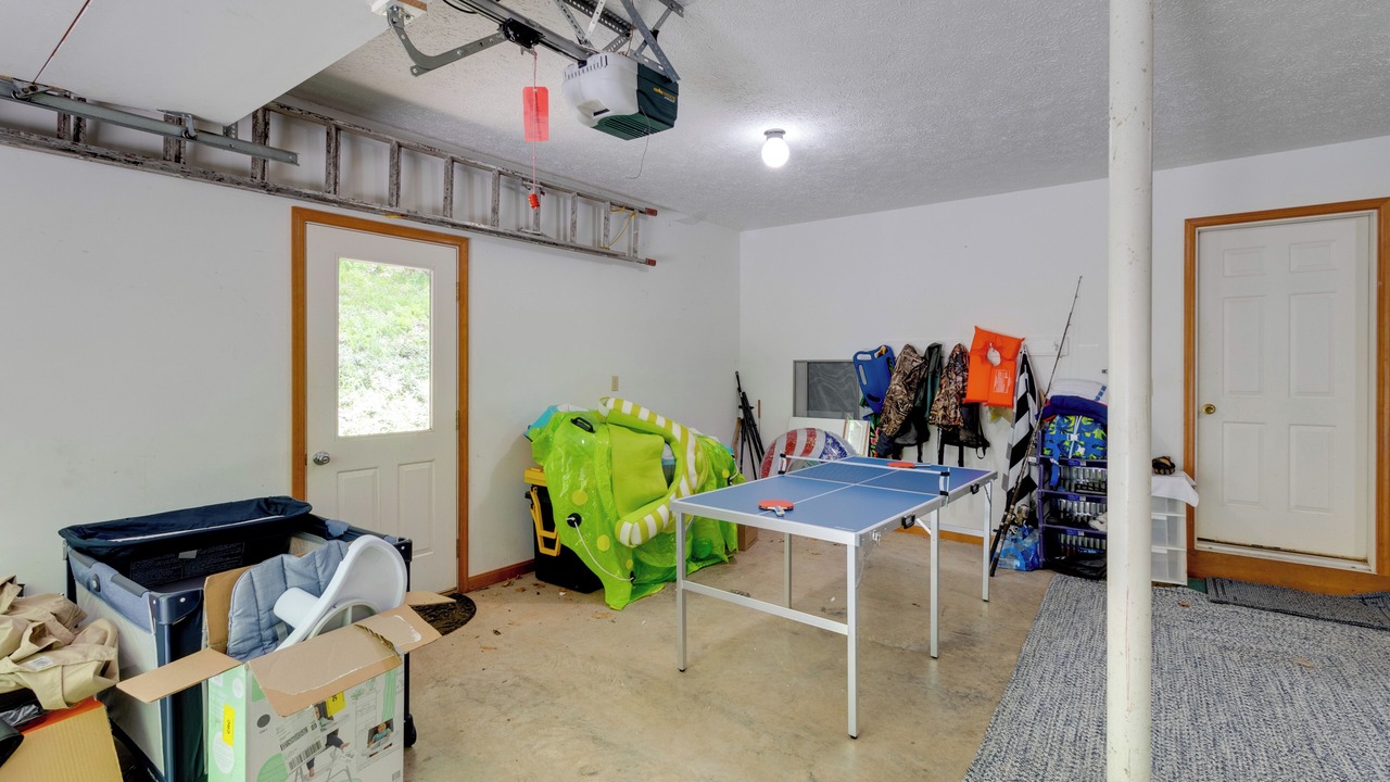 Photo of Bedroom in Alpine Lake