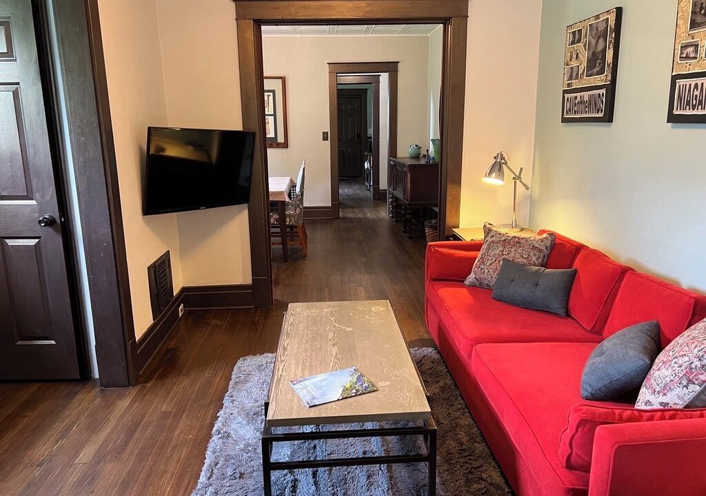 Photo of Livingroom in Downtown Niagara Falls
