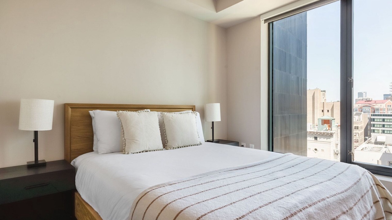 Photo of Bedroom in Theatre District