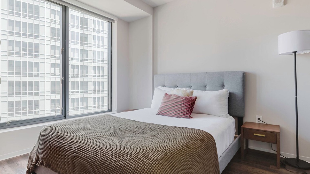 Photo of Bedroom in Theatre District