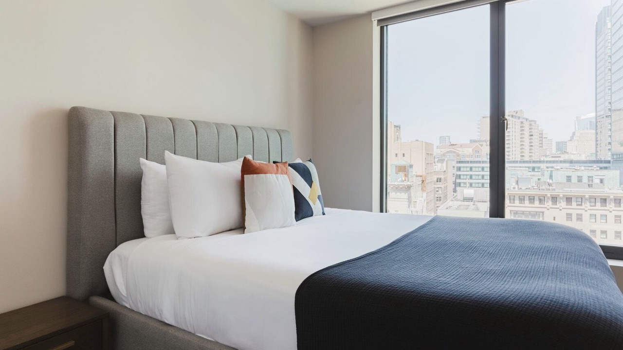 Photo of Bedroom in Theatre District