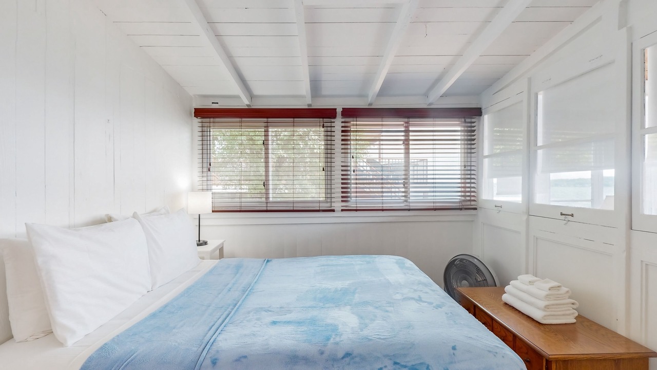 Photo of Bedroom in Penn Yan